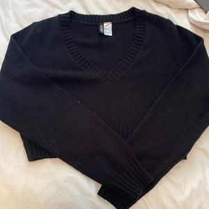 H&M cropped black sweater
